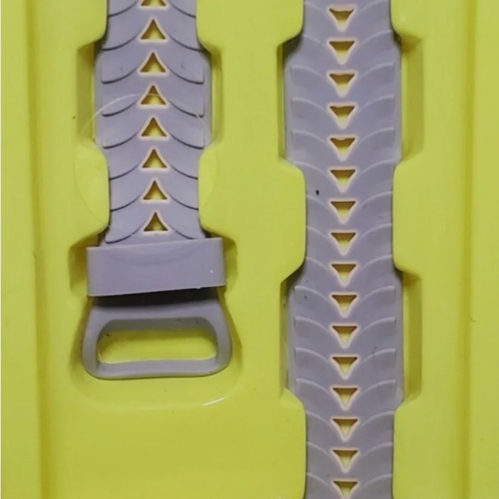 ⌚️🆕⌚️All in Motion Gray Silicone Watch Band For An Apple Watch-42/44/45mm
